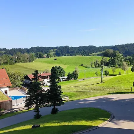 Апартаменты Allgaeuerle 1605 In Out An Der Skipiste Mit Hallenbad Sauna Und Tiefgarage Миссен-Вильхамс